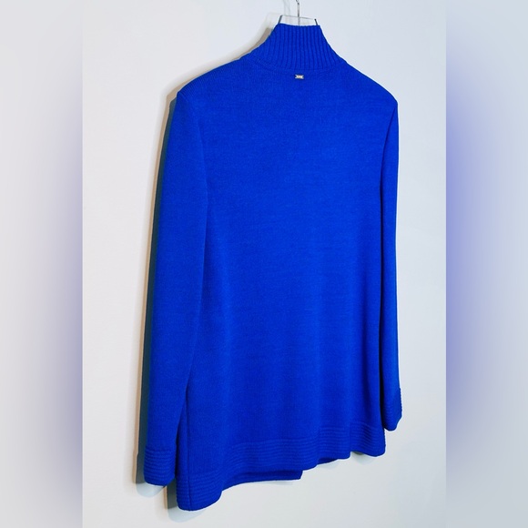 St. John Royal Blue Knit Concealed Button Cardigan Jacket - Picture 5 of 12